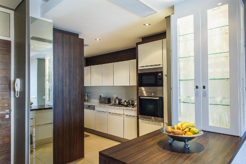 The Residences Crystal Towers image 8
